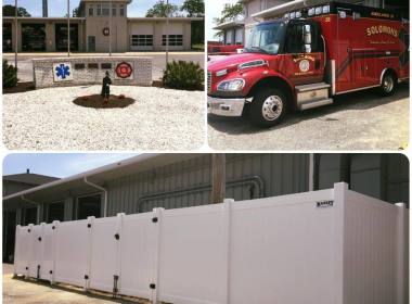 Massey Commercial White Vinyl Fencing